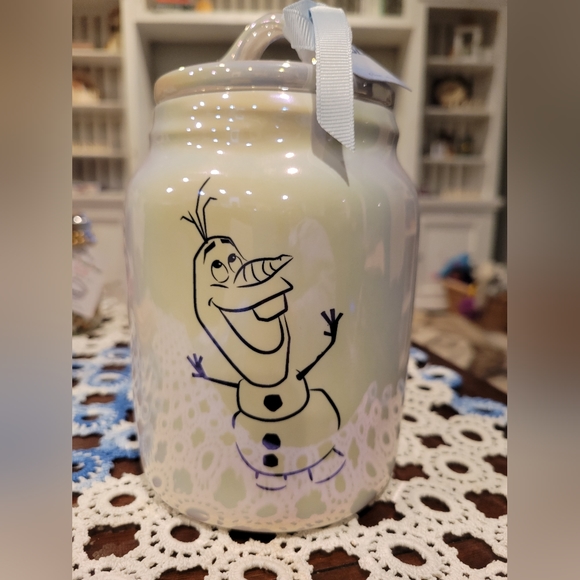 Rae Dunn Kitchen Rae Dunn Disney Frozen Canister Worth Melting For